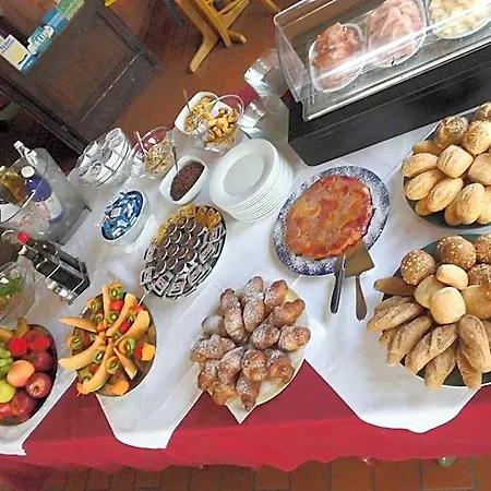 Alloggi Taverna Caorlina Bed & Breakfast 4*
