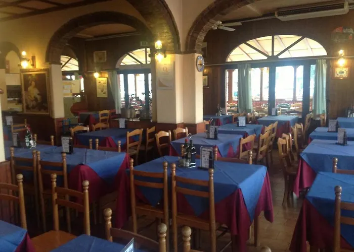 Alloggi Taverna Caorlina Каорле